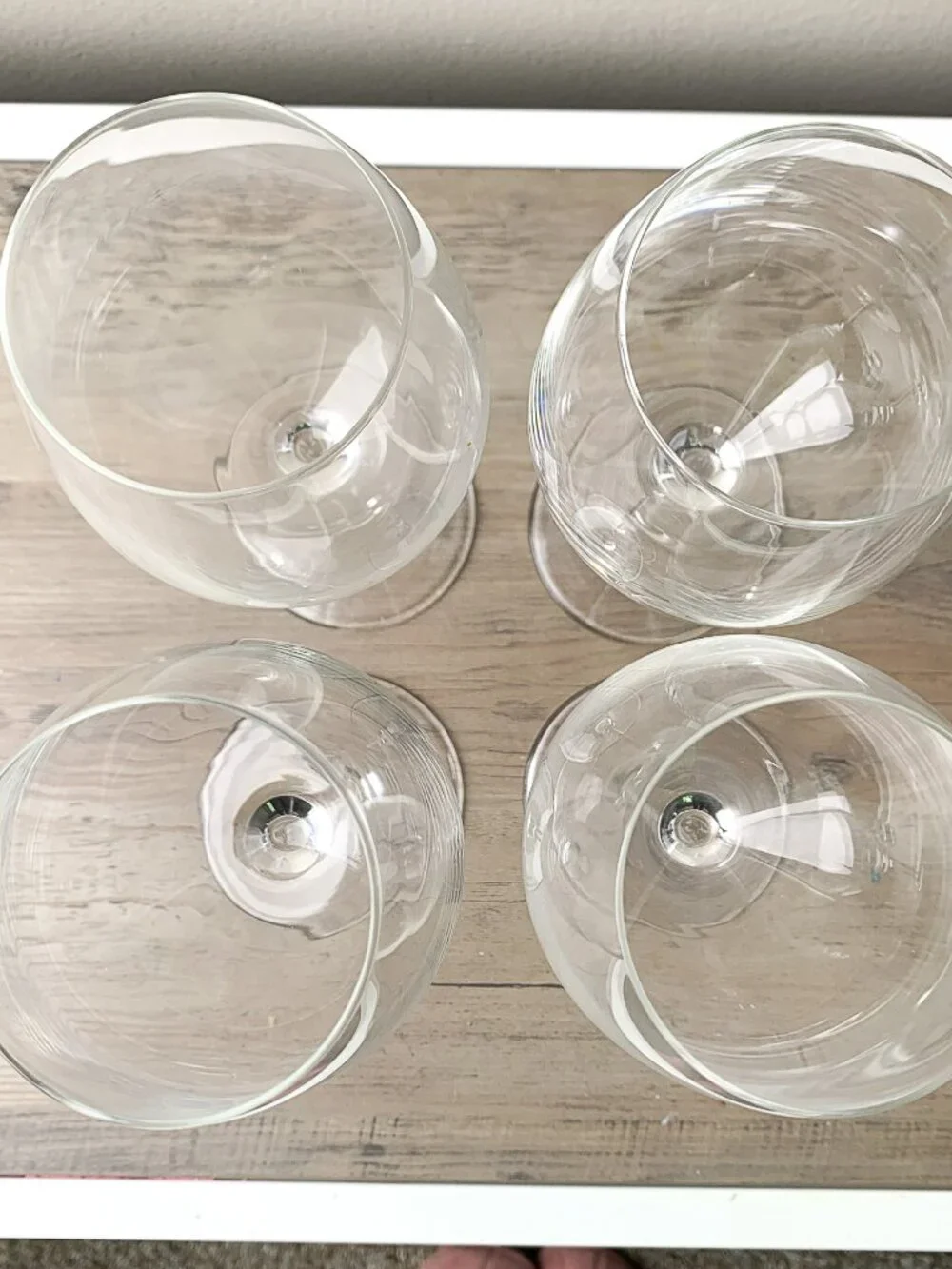 Crate & Barrel Red Wine Glasses Lot of 4 - Oregon (Marin) - Large Classic 16oz